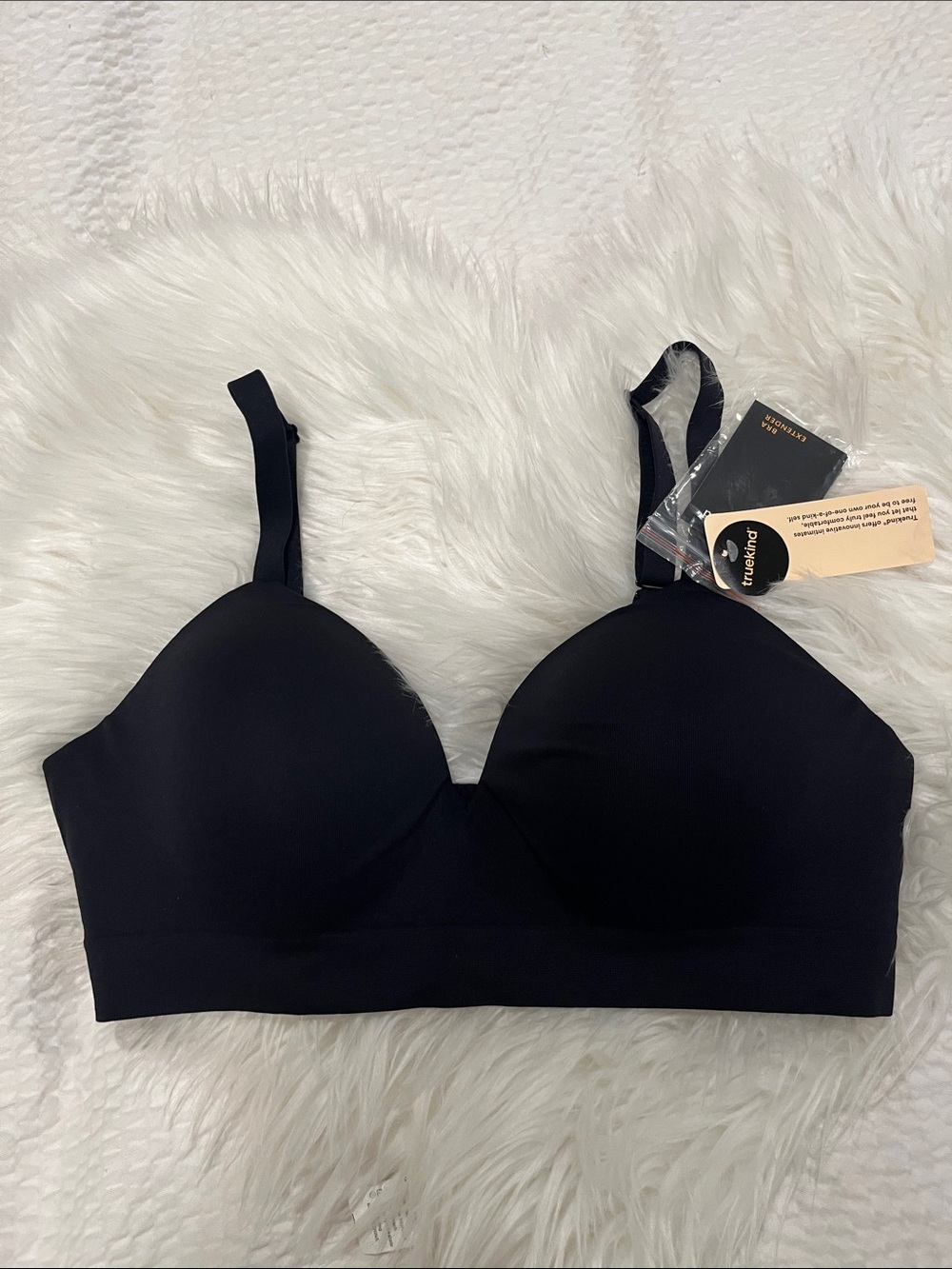 Truekind Seamless Black T-Shirt Bra - Large NWT